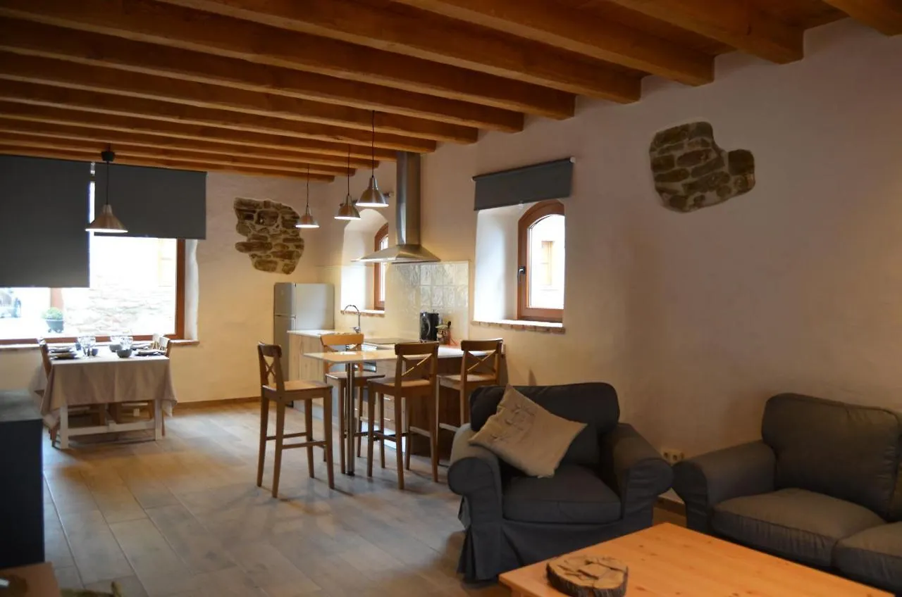 Cal Puo Turismo Rural Collsuspina Landhuis