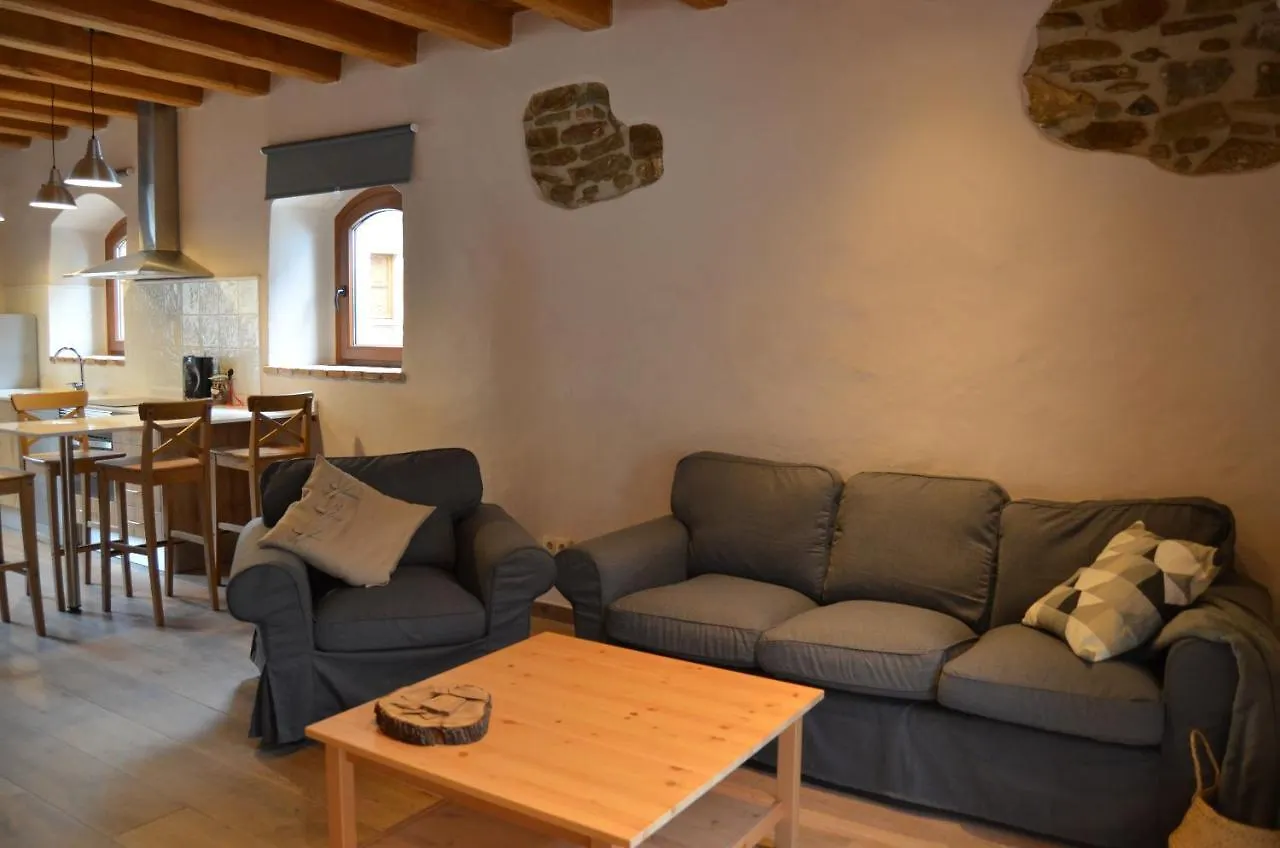 Cal Puo Turismo Rural Collsuspina Landhuis